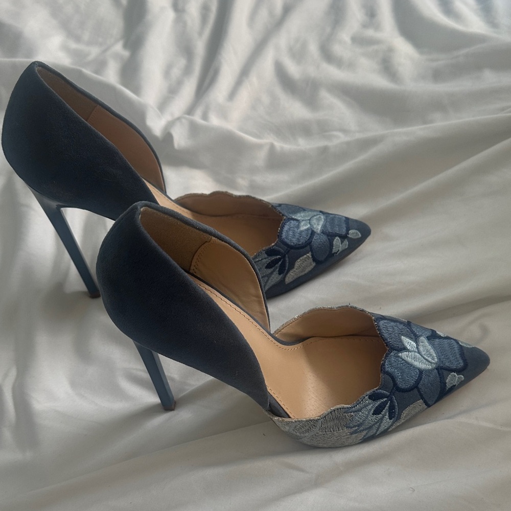 JustFab Navy Floral Heels
